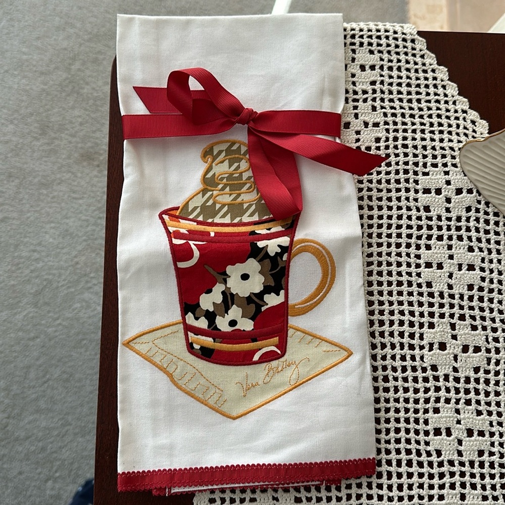 Vera Bradley Bittersweet Tea Towel NWT